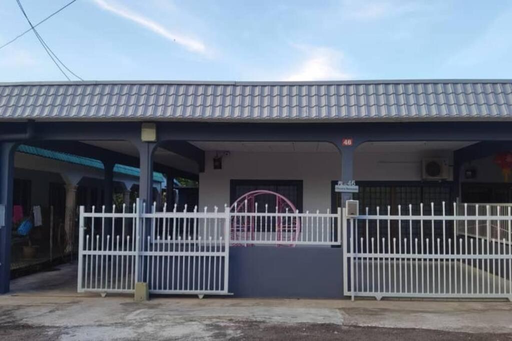 Mersing Spacious 3Bedroom With Free Parking Space Exterior foto